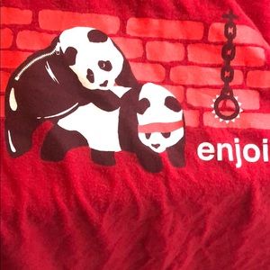 Large men’s enjoi T-shirt